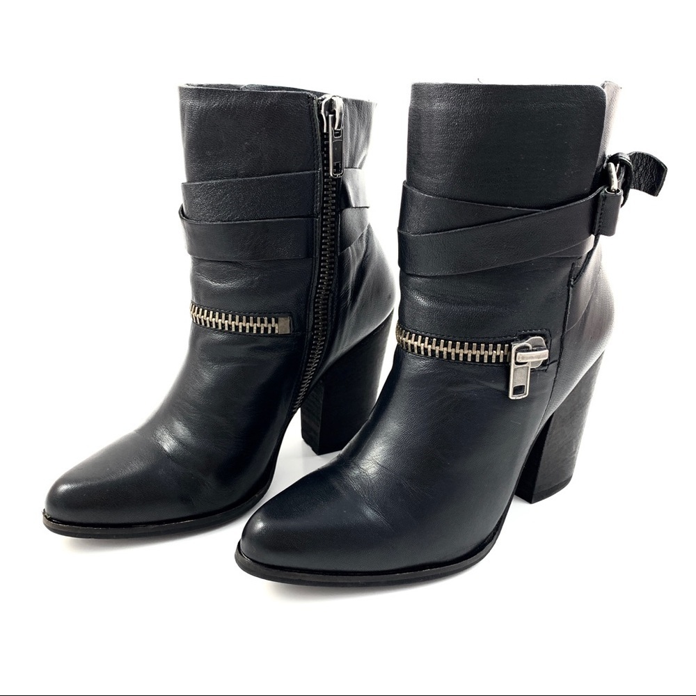 JOE’S JEANS black leather heeled motorcycle boots